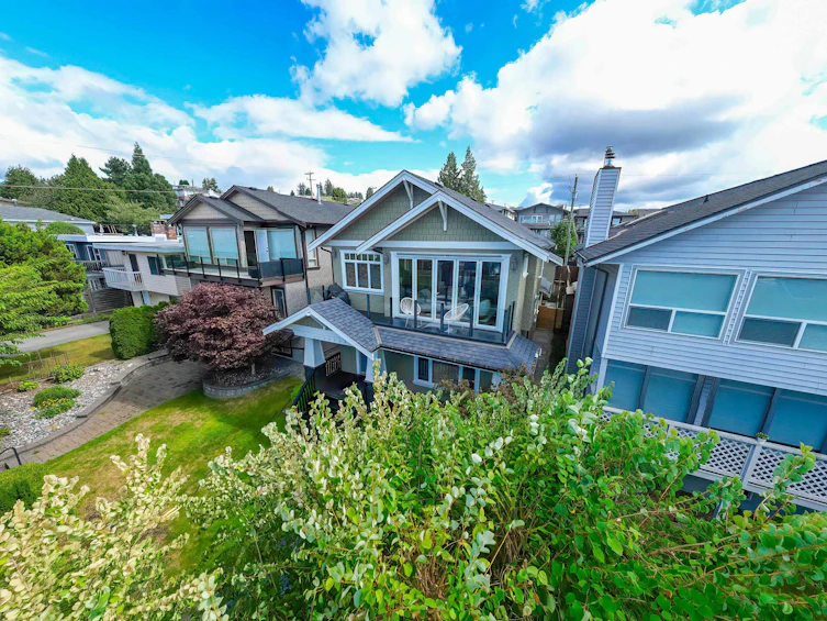 18 Hythe Avenue, Burnaby, BC, V5B 3H7 - 36