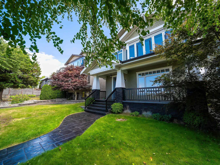 18 Hythe Avenue, Burnaby, BC, V5B 3H7 - 39