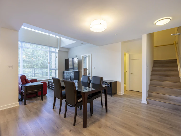 112-8850 University Crescent, Burnaby, BC, V5A 0C8 - 6