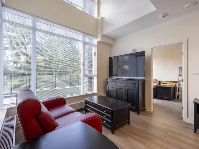 112-8850 University Crescent, Burnaby, BC, V5A 0C8 - 4