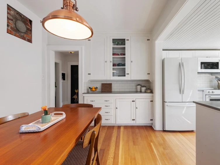 1760 East 37th Avenue, Vancouver, BC, V5P 1E8 - 6