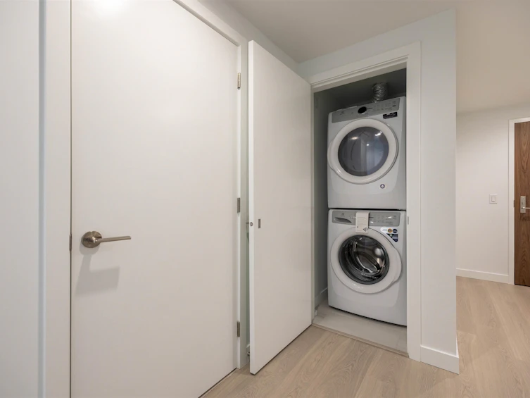 207-6537 Telford Avenue, Burnaby, BC, V5H 0K9 - 4