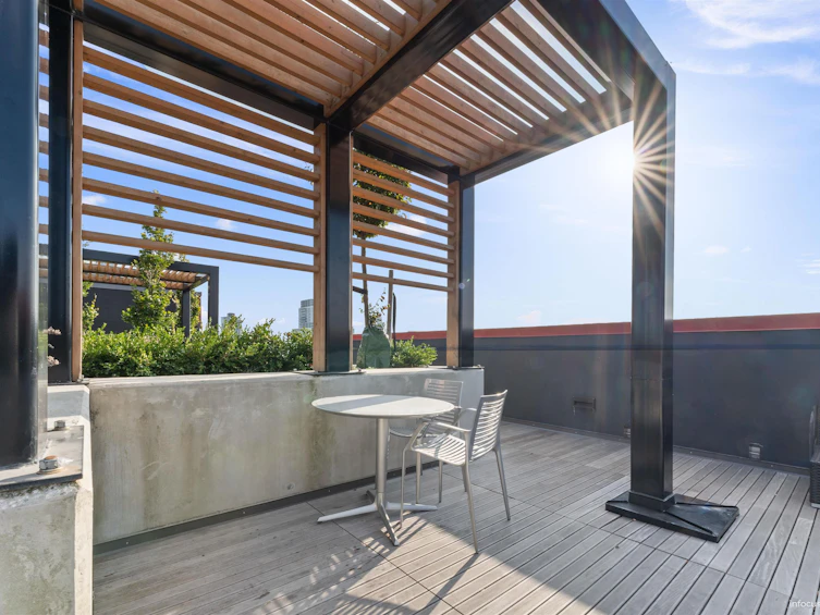 1703-10626 City Parkway, Surrey, BC, V3T 0S3 - 18