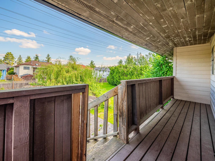 15097 95 Avenue, Surrey, BC, V3V 5W1 - 16