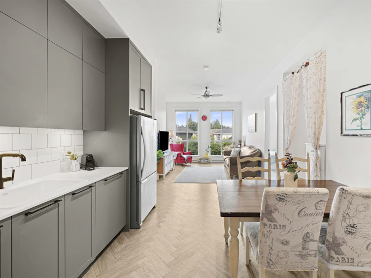 317-14968 101a, Surrey, BC, V3R 0E8 - 13