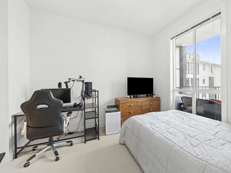 317-14968 101a, Surrey, BC, V3R 0E8 - 14