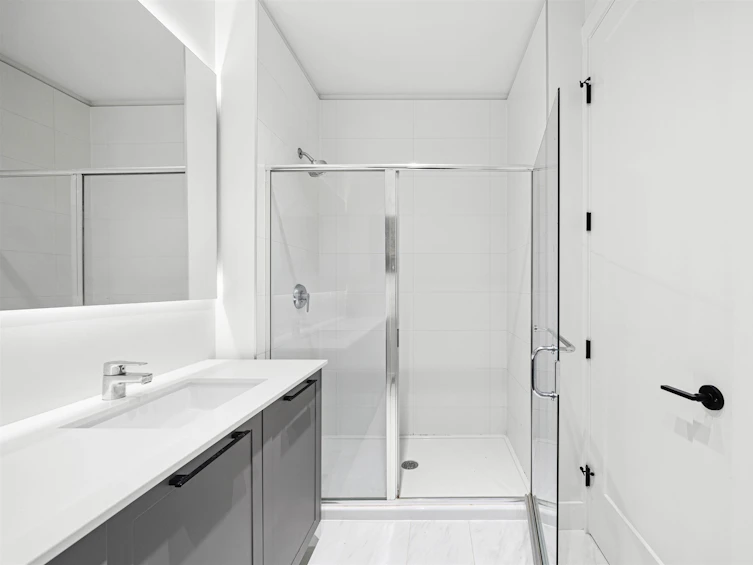 317-14968 101a, Surrey, BC, V3R 0E8 - 19
