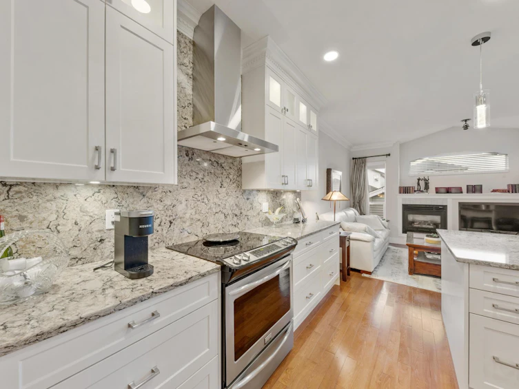 15752 23b Avenue, Surrey, BC, V4A 9Y4 - 6