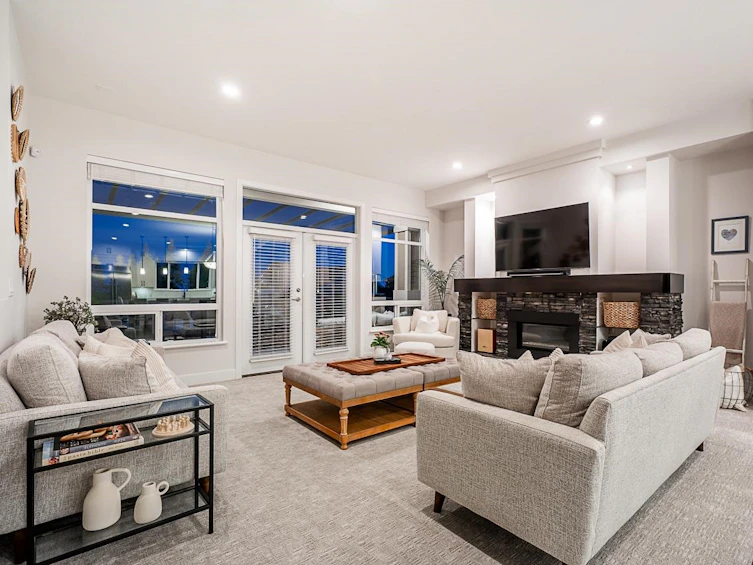 1511 Southview Street, Coquitlam, BC, V3E 0E3 - 12
