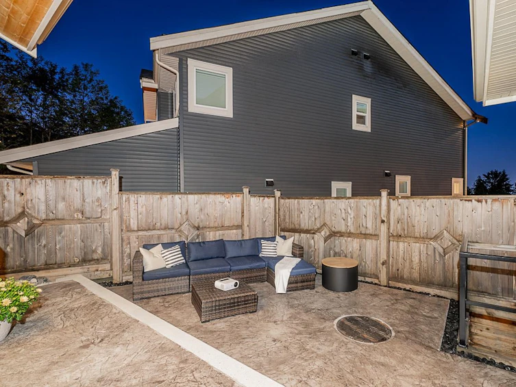 1511 Southview Street, Coquitlam, BC, V3E 0E3 - 34