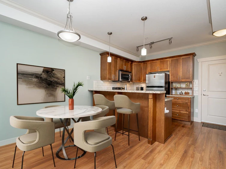 403-8168 120a Street, Surrey, BC, V3W 3P3 - 2