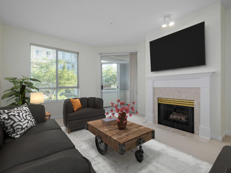 303-360 E 36th Avenue, Vancouver, BC, V5W 4B9 - 3