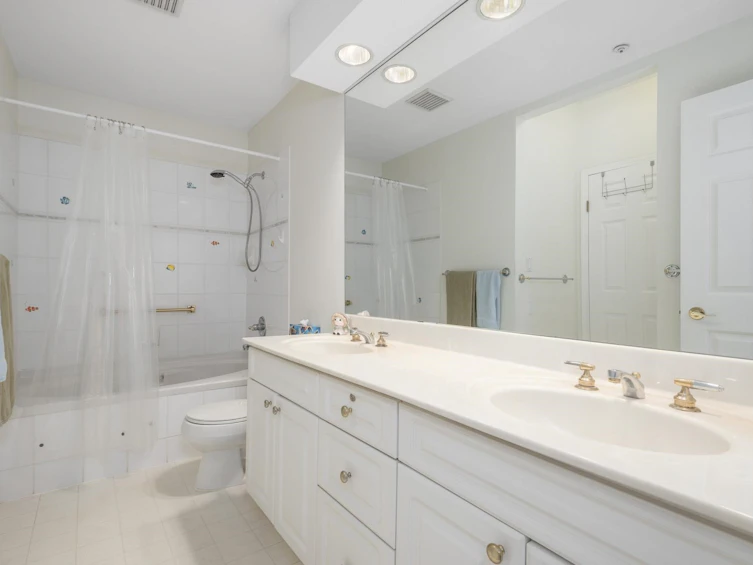 303-360 E 36th Avenue, Vancouver, BC, V5W 4B9 - 11