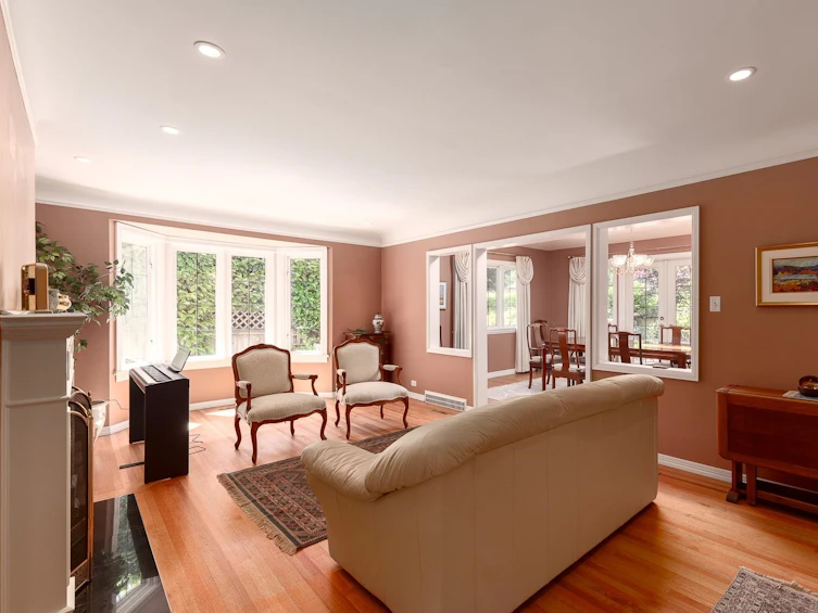 5807 Olympic Street, Vancouver, BC, V6N 1Z7 - 3