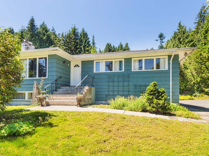 74 Desswood Place, West Vancouver BC V7S 1B9