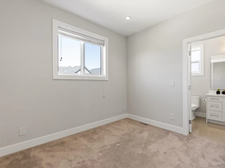 16518 21, Surrey, BC, V3S 2L7 - 21