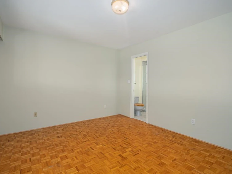 3240 Clive Avenue, Vancouver, BC, V5R 4V2 - 23