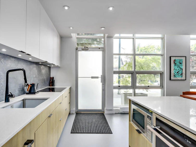 101-272 East 4th Avenue, Vancouver, BC, V5T 4S2 - 12