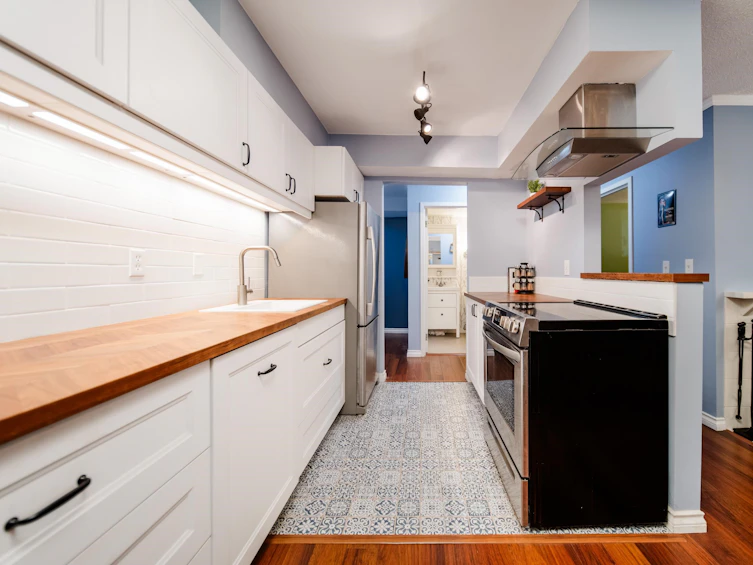 205-1169 Nelson Street, Vancouver, BC, V6E 1J3 - 4