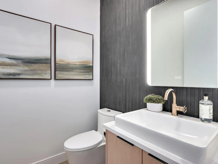 1-1019 E 39th Avenue, Vancouver, BC, V5W 1K9 - 10