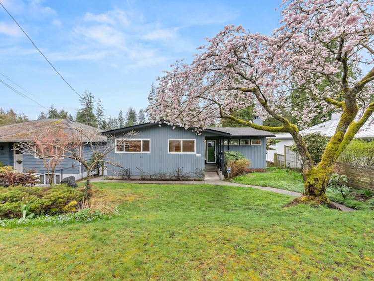 1187 W 23rd Street, North Vancouver, BC, V7P 2H2 - 2