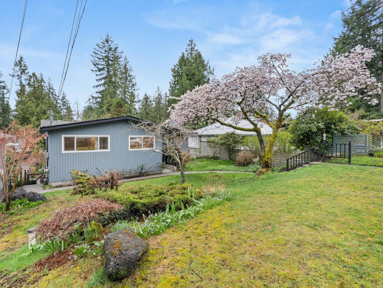 1187 W 23rd Street, North Vancouver, BC, V7P 2H2 - 3