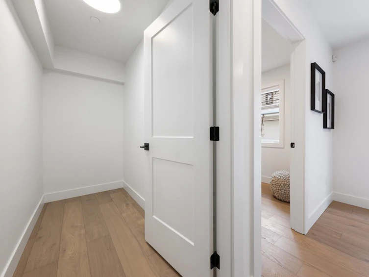 1365 East 24th Avenue, Vancouver, BC, V5V 2B6 - 23