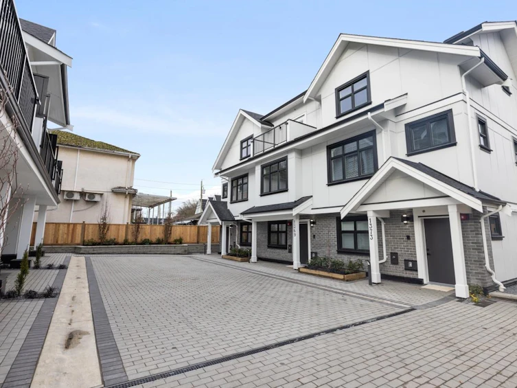 1373 E 24th Avenue, Vancouver, BC, V5V 2B6 - 2