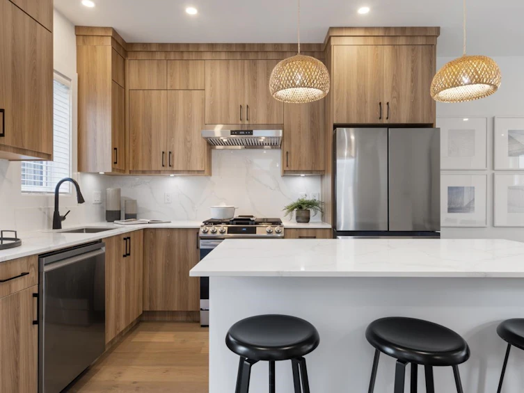 1373 E 24th Avenue, Vancouver, BC, V5V 2B6 - 6