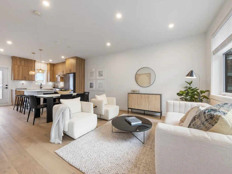 1373 E 24th Avenue, Vancouver, BC, V5V 2B6 - 13