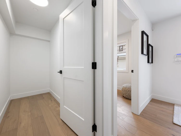 1373 E 24th Avenue, Vancouver, BC, V5V 2B6 - 24