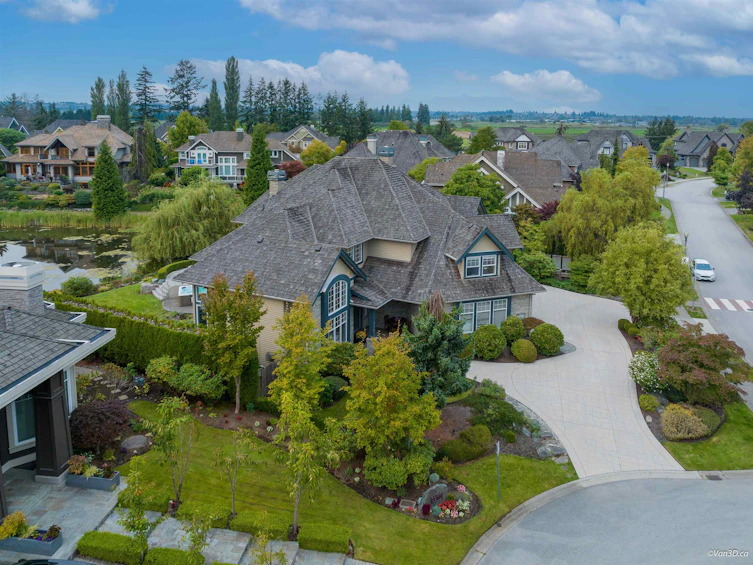 3925 159 Street, Surrey, BC, V3Z 0Y3 - 3