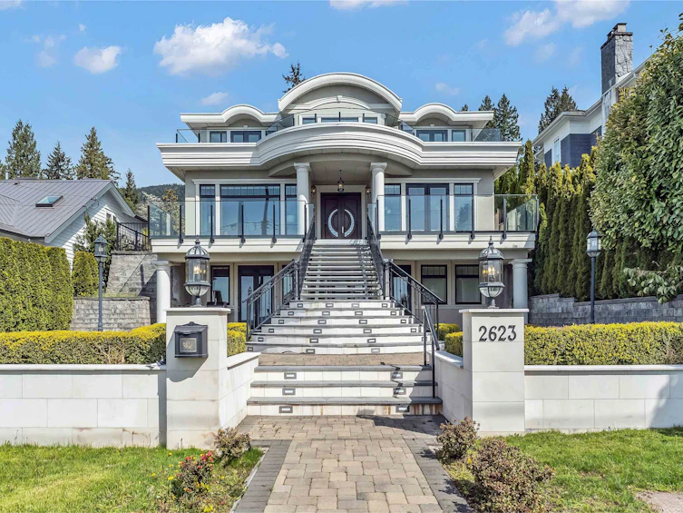 2623 Ottawa Avenue, West Vancouver, BC, V7V 2T6