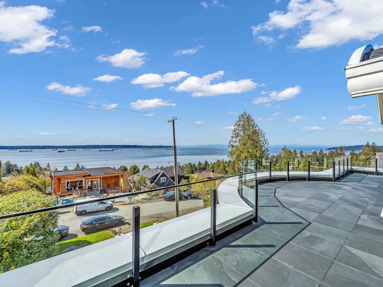 2623 Ottawa Avenue, West Vancouver, BC, V7V 2T6 - 26