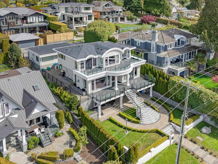 2623 Ottawa Avenue, West Vancouver, BC, V7V 2T6 - 36