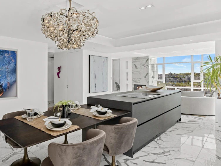 1502-1111 Marinaside Crescent, Vancouver, BC, V6Z 2Y3 - 3