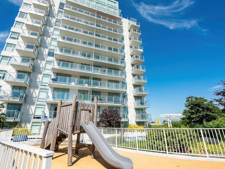 301-5580 No. 3 Road, Richmond, BC, V6X 0R8 - 4
