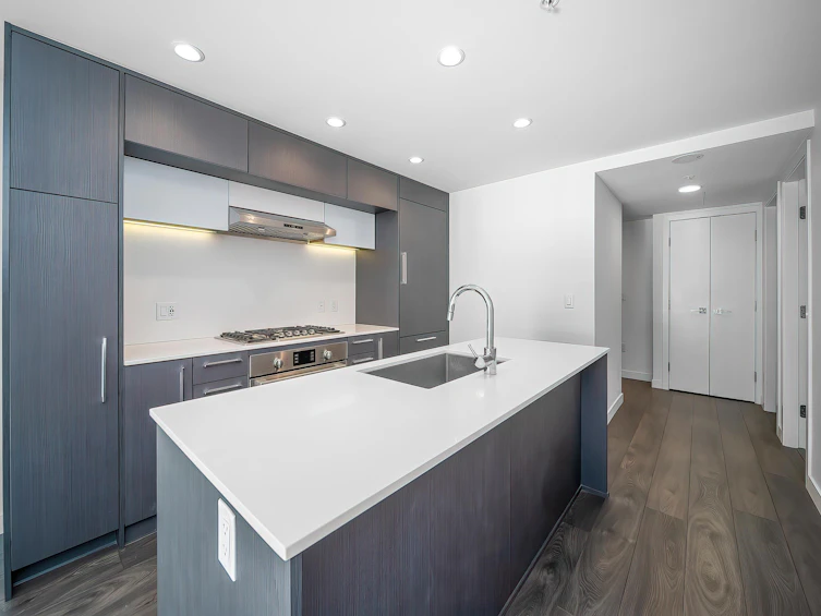 301-5580 No. 3 Road, Richmond, BC, V6X 0R8 - 5