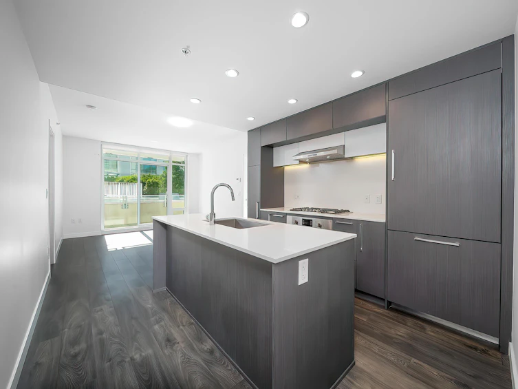301-5580 No. 3 Road, Richmond, BC, V6X 0R8 - 6