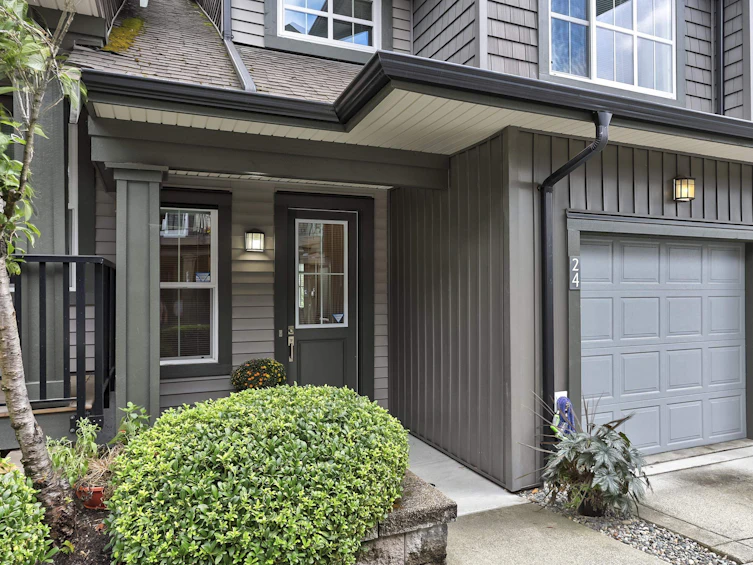 24-11176 Gilker Hill Road, Maple Ridge, BC, V2W 0G5 - 2
