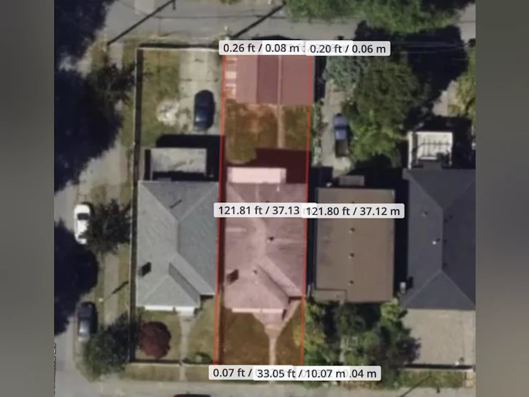 1615 Adanac Street, Vancouver, BC, V5L 2C7 - 4