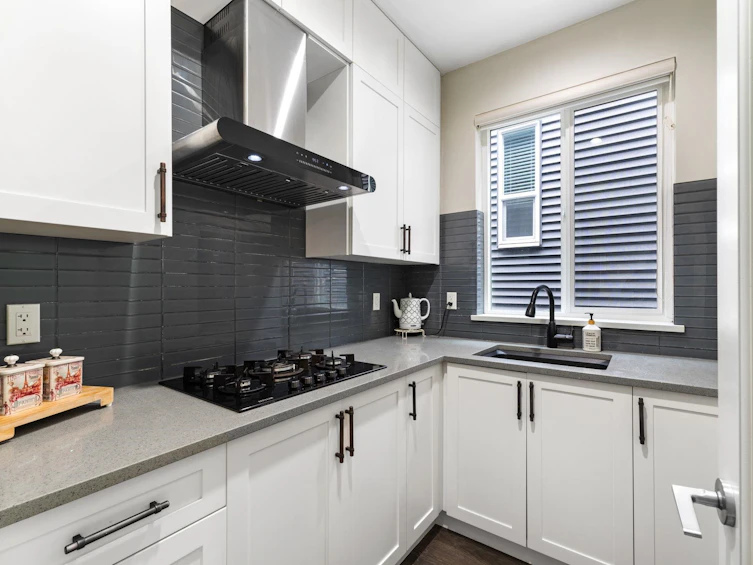 1449 Dayton Street, Coquitlam, BC, V3E 3H2 - 13