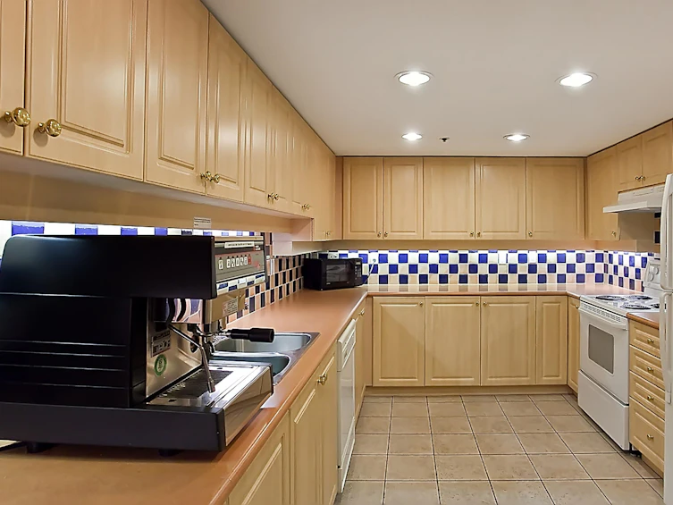 430-3629 Deercrest Drive, North Vancouver, BC, V7G 2S9 - 23