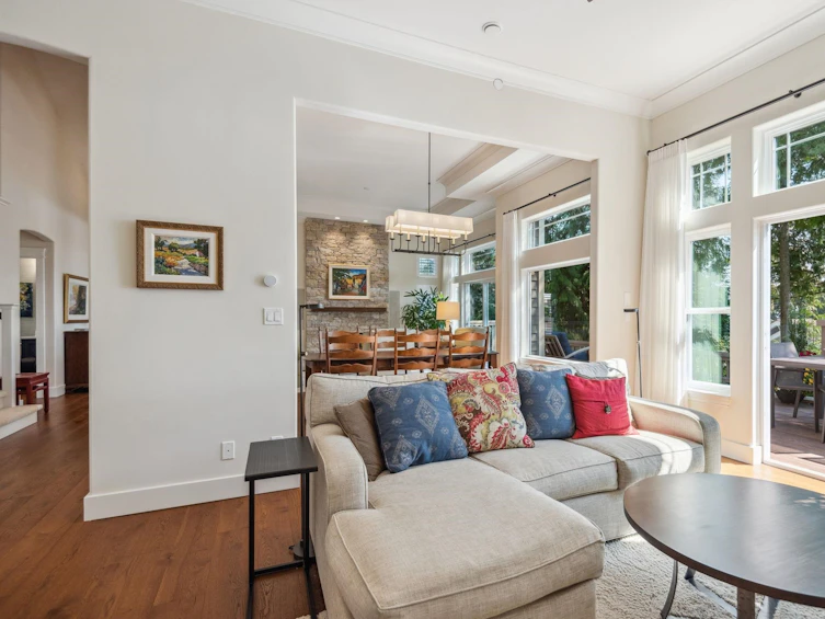 4956 Edendale Court, West Vancouver, BC, V7W 3H7 - 10