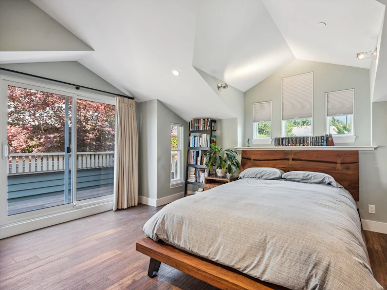 4956 Edendale Court, West Vancouver, BC, V7W 3H7 - 16