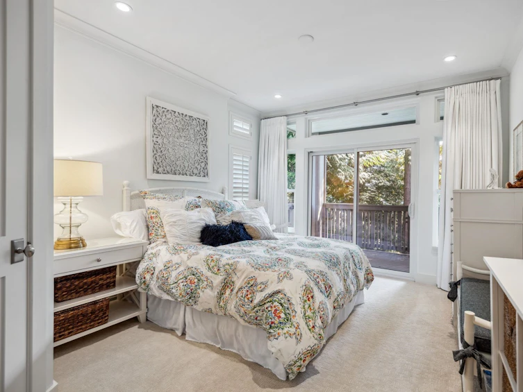 4956 Edendale Court, West Vancouver, BC, V7W 3H7 - 22