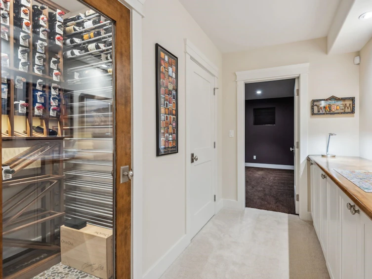 4956 Edendale Court, West Vancouver, BC, V7W 3H7 - 31