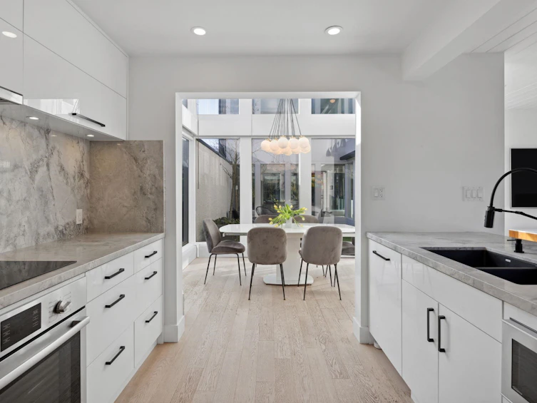 4615 W 7th Avenue, Vancouver, BC, V6R 1X4 - 13