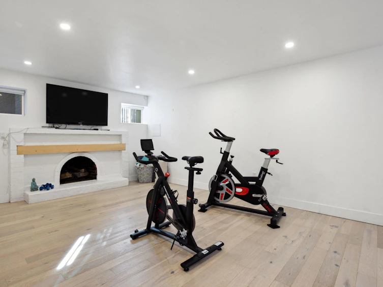 4615 W 7th Avenue, Vancouver, BC, V6R 1X4 - 24