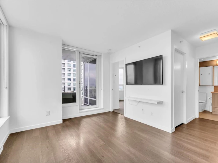 2502-5665 Boundary Road, Vancouver, BC, V5R 0E4 - 3